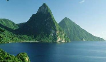 st_lucia_pitons_400x235_547923875