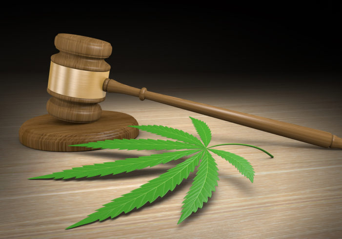 Canada to pardon pot possession as it legalize marijuana