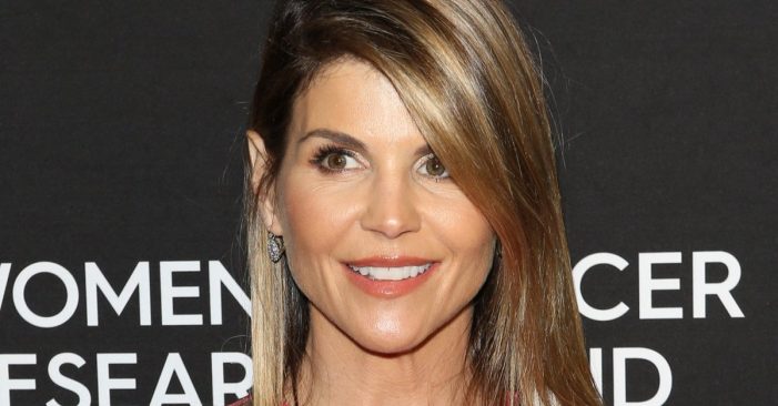 Actress Lori Loughlin to Serve 2-Month Sentence at the Prison of Her Choice