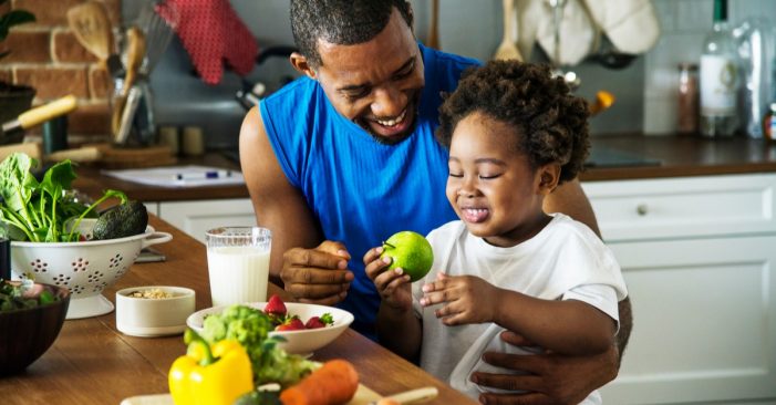 How to Raise a Healthy Eater at Every Stage of Childhood