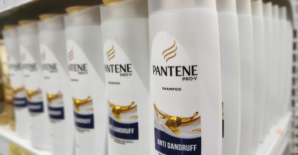 Selective focus of PANTENE PRO-V Shampoo-img