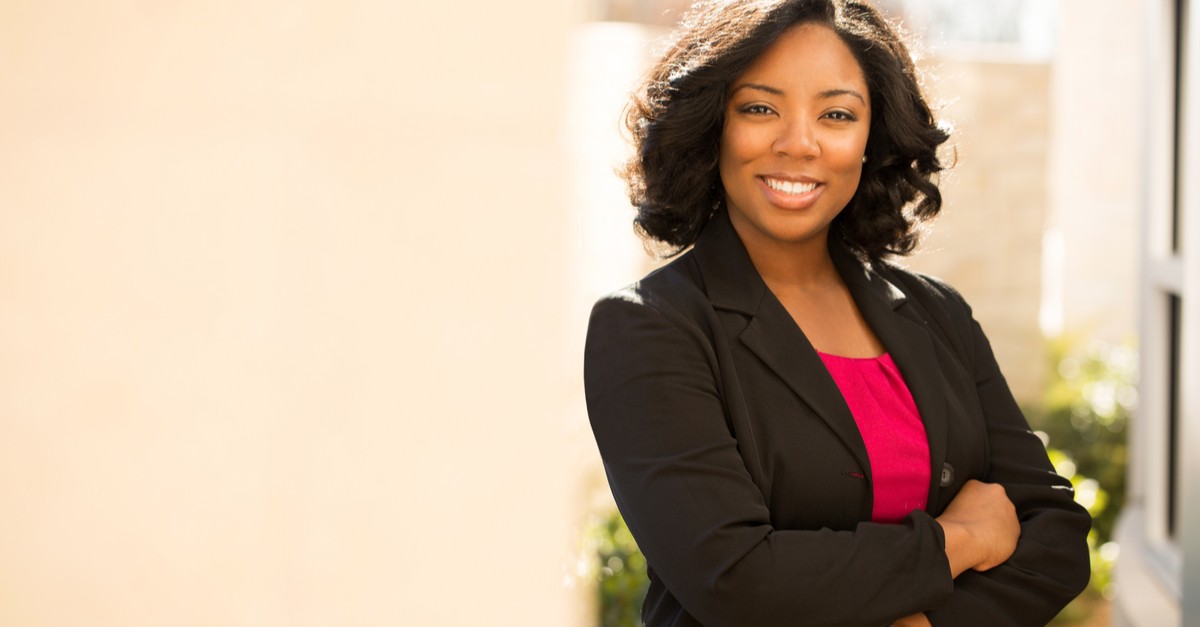 Confident friendly black business woman-img