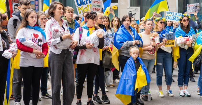 Ukrainians Fleeing War are Picking up the Pieces in New York City