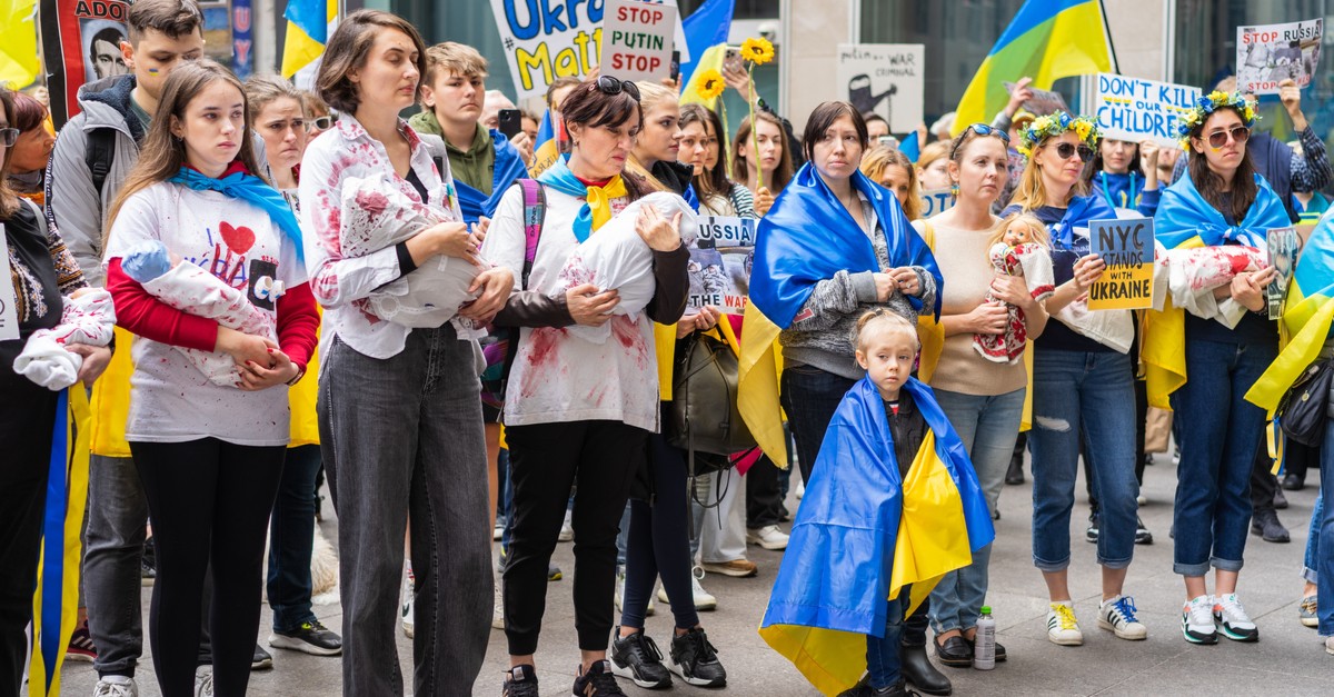 Ukrainian mothers marched from Unicef offices to Fox News then Times Square-img