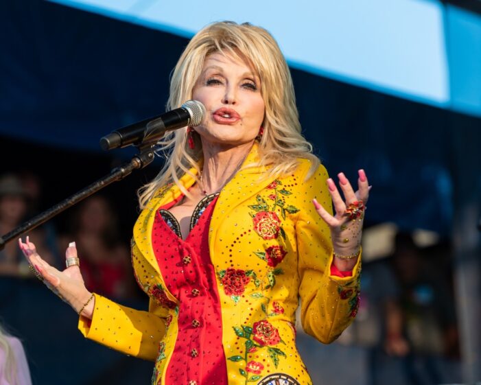 Country Music Hall of Famer Dolly Parton Goes Reggae